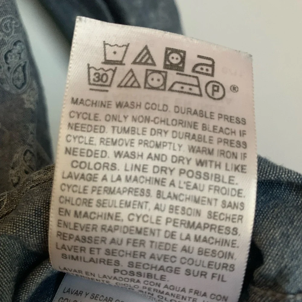 Levi’s long sleeve paisley jean colored shirt S - Picture 8 of 9